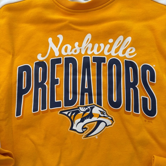 Nashville Predators Ladies Cropped Yellow and White Sweatshirt - Picture 3 of 4
